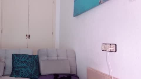 Ivonne online show from January 28, 2025, 9:30 am