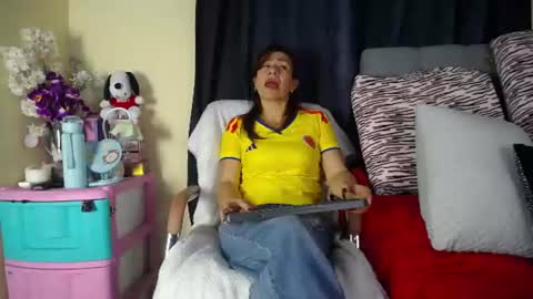 Ivonne online show from July 8, 2026, 12:37 am