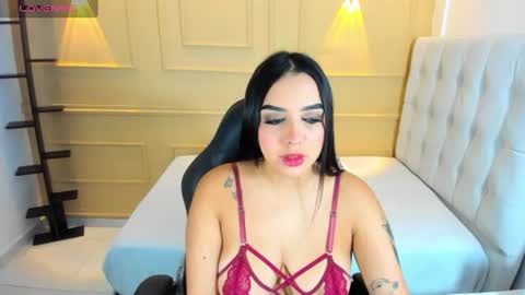 IVONNE online show from July 22, 2026, 3:20 am