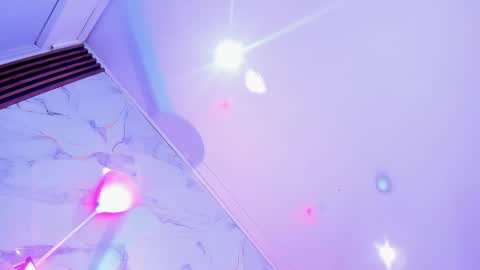 Snapshot of ivonygarciia chatting on February 20, 2026, 7:58 pm ivonygarciia online show from February 20, 2026, 7:58 pm