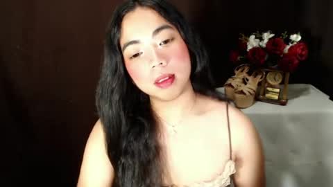 ivory_delight online show from July 21, 2026, 7:22 am
