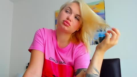 Snapshot of ivory_soule chatting on April 2, 2026, 3:59 am ivory_soule online show from April 2, 2026, 3:59 am