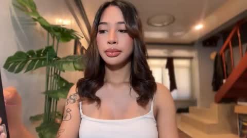 kirstenelsie online show from March 10, 2026, 1:54 am