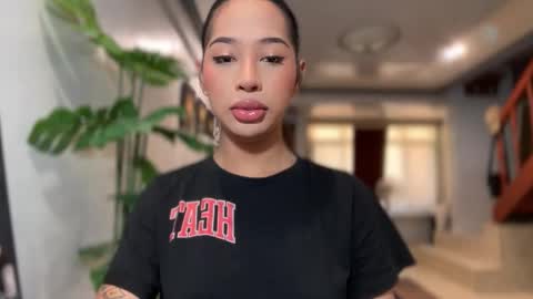 kirstenelsie online show from March 17, 2026, 1:10 am