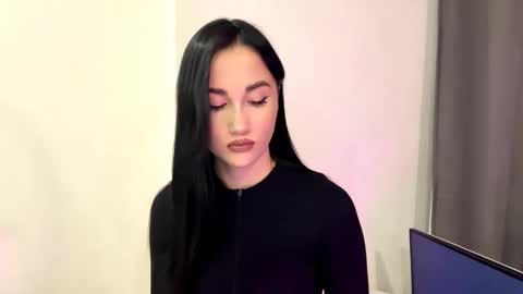 Snapshot of ivoryhochstine chatting on November 27, 2025, 1:02 pm Nika online show from November 27, 2025, 1:02 pm