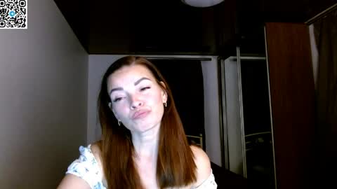 Lana online show from April 18, 2026, 9:59 pm