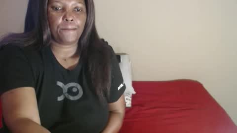 Snapshot of ivorytits48 chatting on November 8, 2025, 6:24 am IVORYTITS48 online show from November 8, 2025, 6:24 am