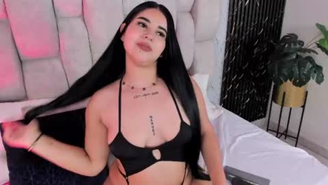 ivvonymonroe online show from July 23, 2026, 10:40 pm