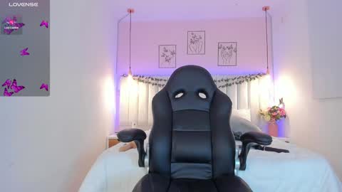 maria  online show from January 9, 2025, 1:39 am