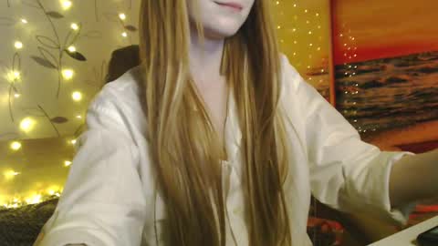 Snapshot of ivy_dean_ chatting on February 7, 2025, 10:52 pm Ivy online show from February 7, 2025, 10:52 pm