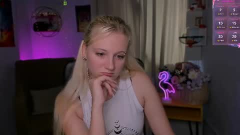 Snapshot of ivy_frost chatting on July 17, 2026, 8:10 am Ivy online show from July 17, 2026, 8:10 am