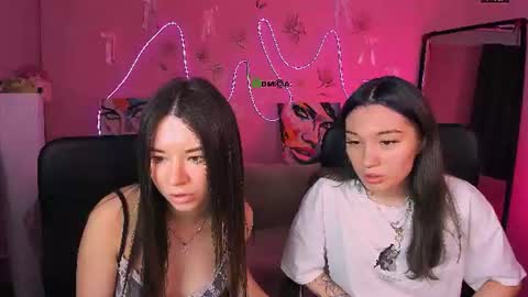 Snapshot of ivy_frost chatting on July 23, 2026, 12:14 pm Ivy online show from July 23, 2026, 12:14 pm