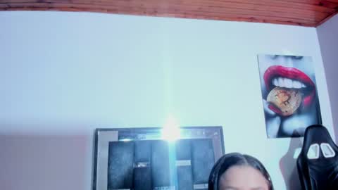 Snapshot of ivy_greys chatting on July 27, 2026, 6:37 pm IVY online show from July 27, 2026, 6:37 pm