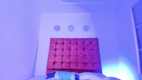 Snapshot of ivy_rae_xxx chatting on December 19, 2025, 3:41 pm Ivy Rae online show from December 19, 2025, 3:41 pm