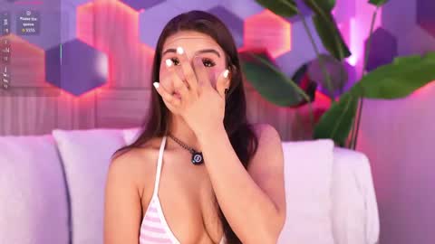ivyellis online show from June 2, 2026, 10:28 am