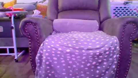 ivyjane3522 online show from May 29, 2026, 1:58 am