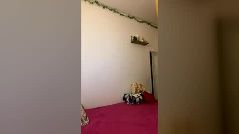 Ivymoon online show from July 24, 2026, 5:55 pm
