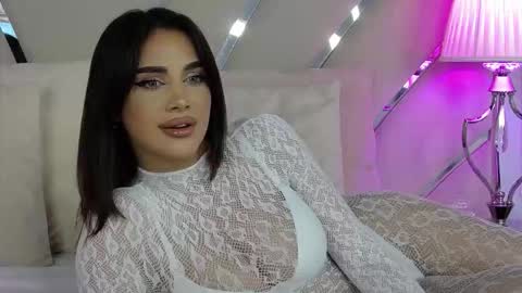 Ivy online show from March 7, 2026, 7:33 pm