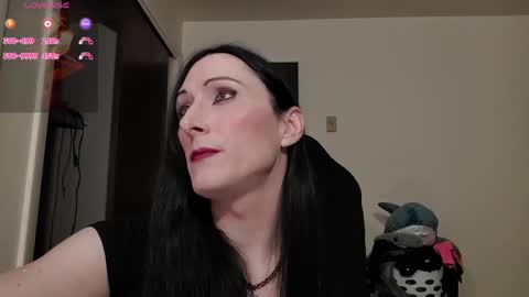 IvyRose499 online show from May 17, 2026, 5:42 pm