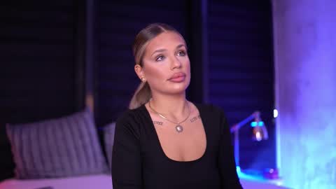 IvyRowa online show from March 9, 2025, 7:05 pm