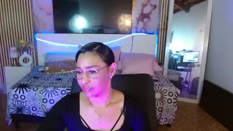 ivyshine7 online show from May 27, 2026, 1:57 am