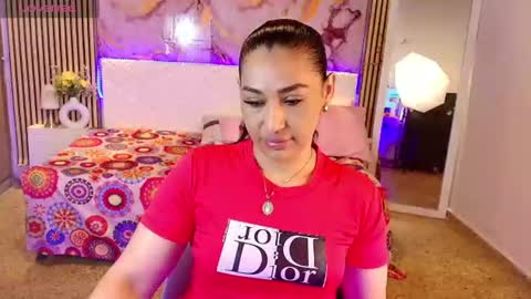 ivyshine7 online show from June 16, 2026, 7:38 pm