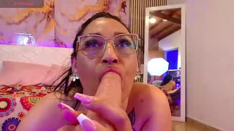 ivyshine7 online show from June 18, 2026, 10:36 pm
