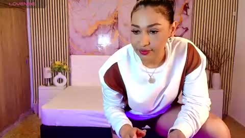 ivyshine7 online show from July 13, 2026, 6:44 pm