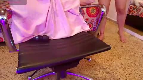 ivyshine7 online show from July 28, 2026, 8:52 pm