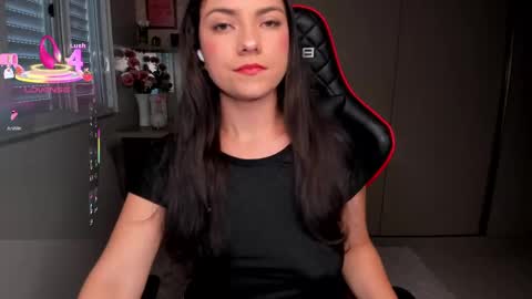 Ivvy online show from October 19, 2025, 2:40 pm