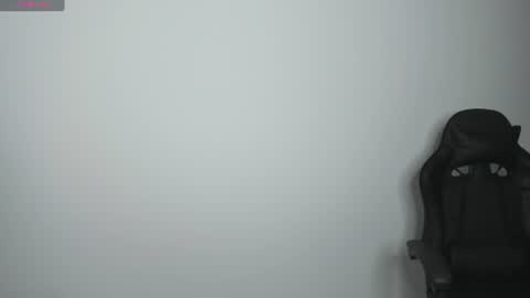 Snapshot of ivyy_scott chatting on June 23, 2026, 4:21 am Ivvy online show from June 23, 2026, 4:21 am