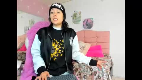 Snapshot of ivyyemerald_ chatting on June 9, 2026, 12:50 pm IVY online show from June 9, 2026, 12:50 pm