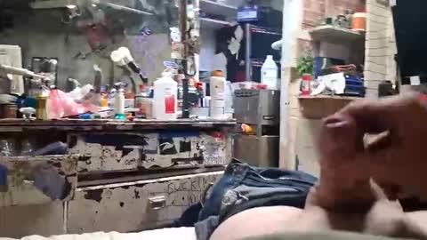 Iwannatryou online show from April 9, 2026, 10:42 am