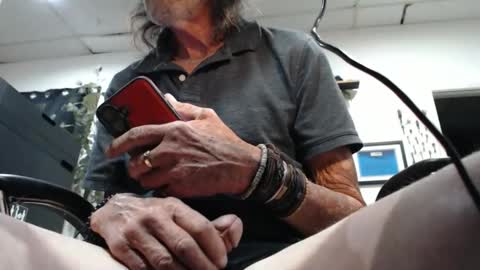 Snapshot of iwatcheral1 chatting on April 11, 2026, 7:45 am Brian online show from April 11, 2026, 7:45 am