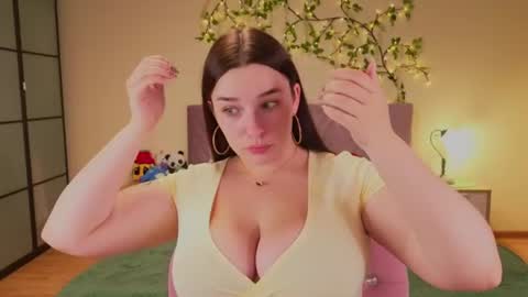 Daisy online show from July 5, 2026, 11:12 pm