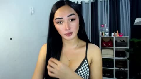 iwillcum4u_ online show from July 14, 2026, 11:05 am
