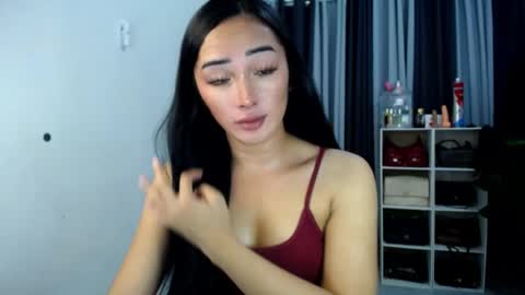iwillcum4u_ online show from July 17, 2026, 3:13 am