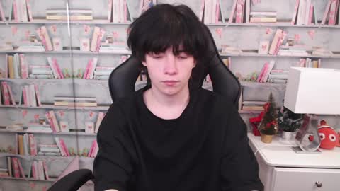 Snapshot of iwillfall_ chatting on December 11, 2024, 2:09 am Maxim online show from December 11, 2024, 2:09 am