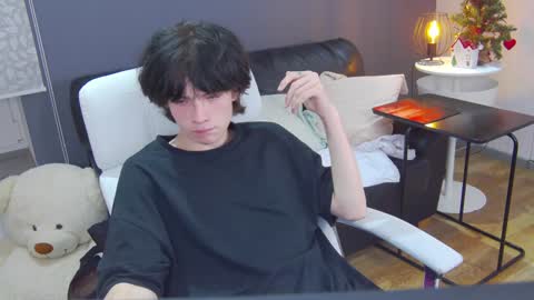 Snapshot of iwillfall_ chatting on December 19, 2024, 12:34 am Maxim online show from December 19, 2024, 12:34 am