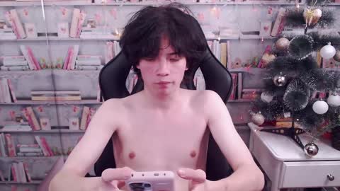 Snapshot of iwillfall_ chatting on December 20, 2024, 10:00 pm Maxim online show from December 20, 2024, 10:00 pm