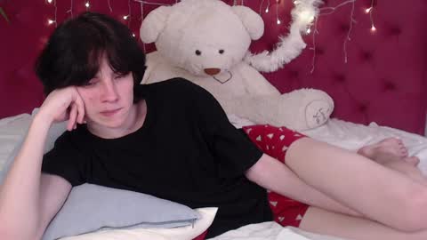 Snapshot of iwillfall_ chatting on January 5, 2025, 9:15 am Maxim online show from January 5, 2025, 9:15 am