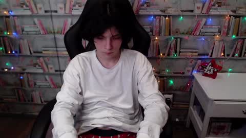 Snapshot of iwillfall_ chatting on January 30, 2025, 11:02 pm Maxim online show from January 30, 2025, 11:02 pm