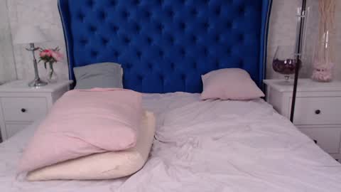 Snapshot of iwillfall_ chatting on February 8, 2025, 1:43 am Maxim online show from February 8, 2025, 1:43 am