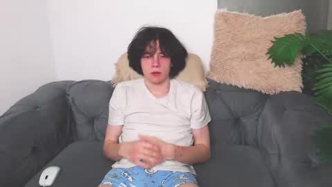 Snapshot of iwillfall_ chatting on February 11, 2025, 9:56 pm Maxim online show from February 11, 2025, 9:56 pm