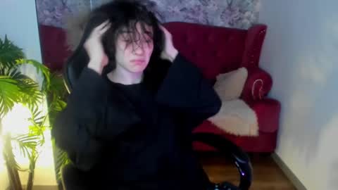 Snapshot of iwillfall_ chatting on March 5, 2025, 2:46 am Maxim online show from March 5, 2025, 2:46 am