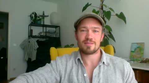 Snapshot of iwillfeedyoucream chatting on July 29, 2026, 11:30 am iwillfeedyoucream online show from July 29, 2026, 11:30 am