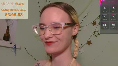 Snapshot of ixsi chatting on June 13, 2026, 1:25 am Nina online show from June 13, 2026, 1:25 am