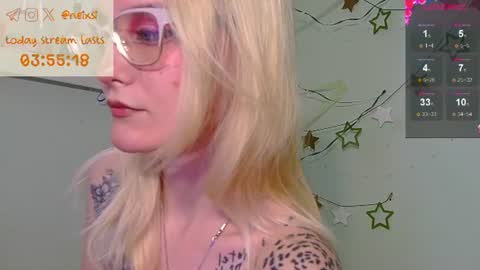 Snapshot of ixsi chatting on June 22, 2026, 10:12 am Nina online show from June 22, 2026, 10:12 am