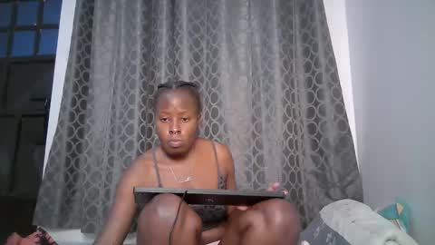 Snapshot of iynika chatting on May 8, 2026, 9:20 pm iynika online show from May 8, 2026, 9:20 pm