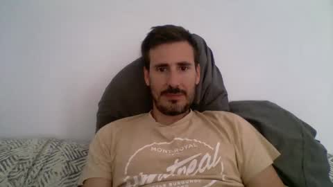 Snapshot of iyoperro chatting on September 30, 2025, 10:20 am Casandro online show from September 30, 2025, 10:20 am